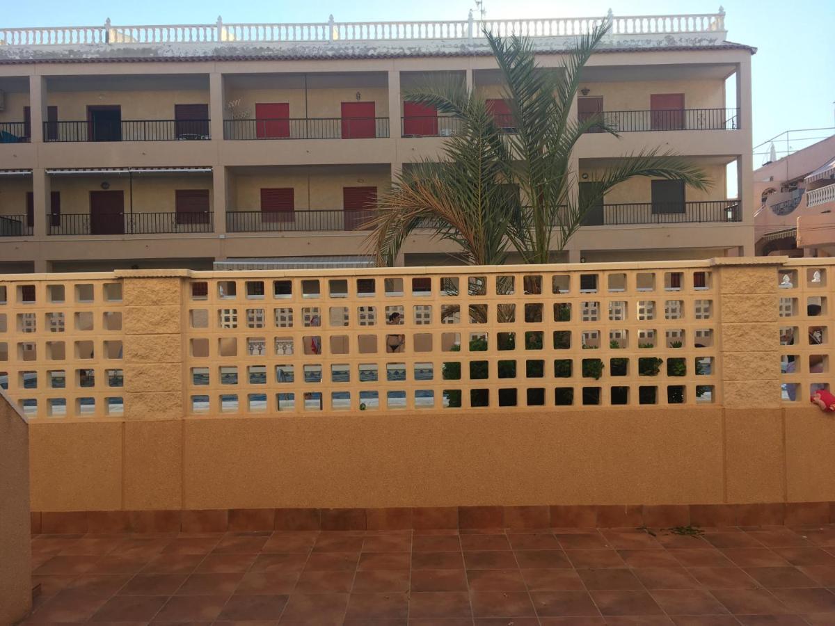 Apartmento Hana Con Terraza - Despues De La Renovacion General La Mata  Dış mekan fotoğraf
