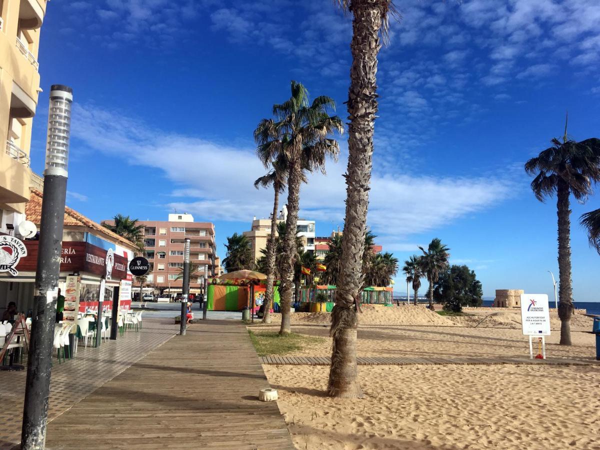 Apartmento Hana Con Terraza - Despues De La Renovacion General La Mata  Dış mekan fotoğraf